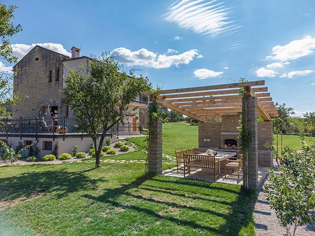 pergola